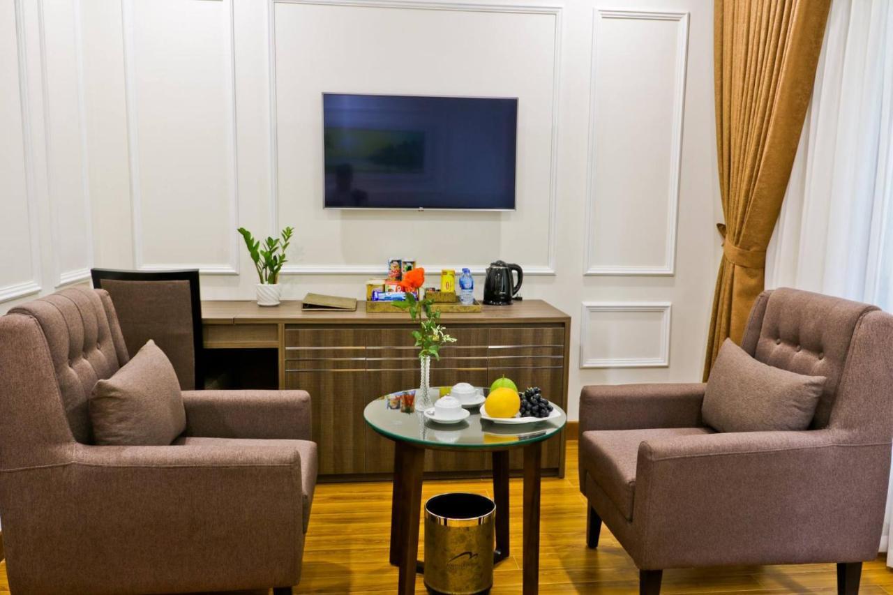 Dai Phat Hotel Hanoï Extérieur photo